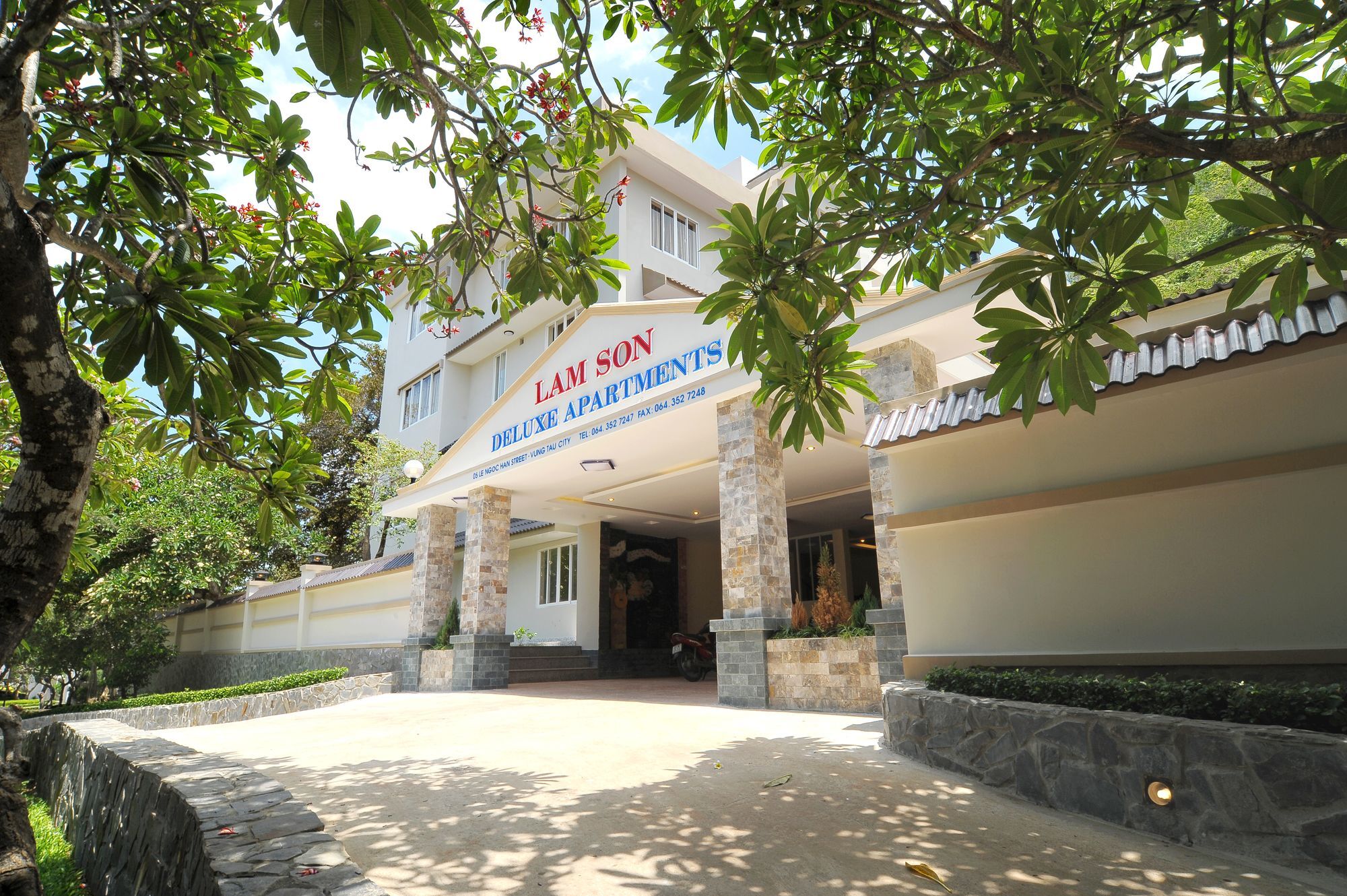 Lam Son Hotel & Apartments ブンタオ エクステリア 写真